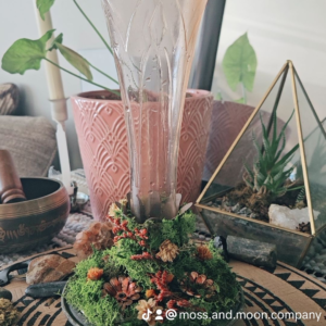 Secret Garden Humming Bird Feeder